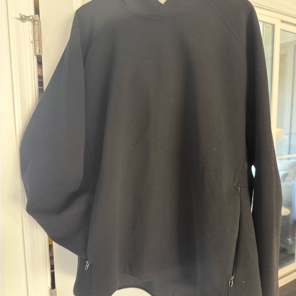 Lululemon Black Spacer Textured Pullover with Hood and pockets XL